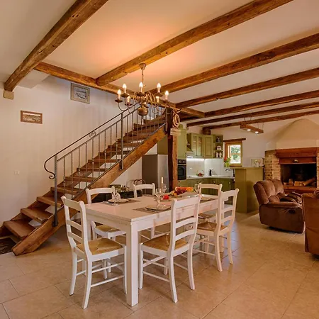 With Pool, Garden, In A Quiet Small Village - By Traveler Tourist Agency Krk - Id 2179 * Kras