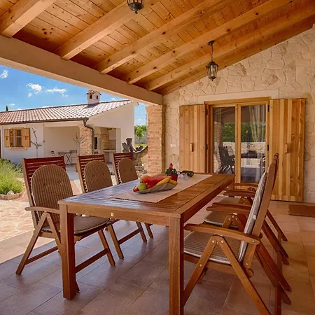 With Pool, Garden, In A Quiet Small Village - By Traveler Tourist Agency Krk - Id 2179 Vila Kras