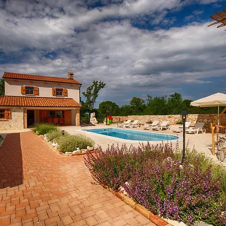 With Pool, Garden, In A Quiet Small Village - By Traveler Tourist Agency Krk - Id 2179 Vila *