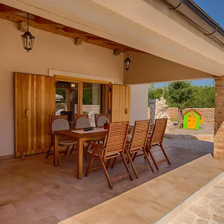 Vila With Pool, Garden, In A Quiet Small Village - By Traveler Tourist Agency Krk - Id 2179