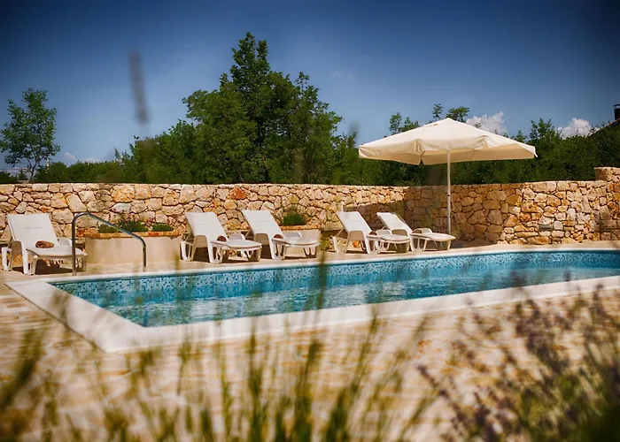 With Pool, Garden, In A Quiet Small Village - By Traveler Tourist Agency Krk - Id 2179