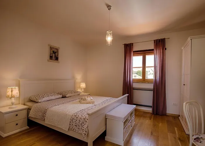 With Pool, Garden, In A Quiet Small Village - By Traveler Tourist Agency Krk - Id 2179 * Kras