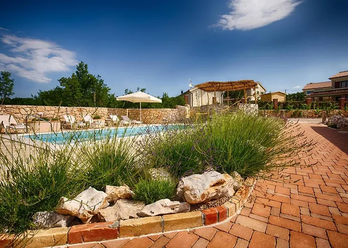 With Pool, Garden, In A Quiet Small Village - By Traveler Tourist Agency Krk - Id 2179 *