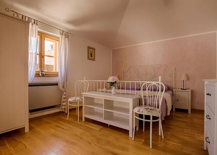 With Pool, Garden, In A Quiet Small Village - By Traveler Tourist Agency Krk - Id 2179 Vila
