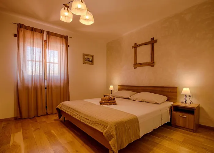 Vila With Pool, Garden, In A Quiet Small Village - By Traveler Tourist Agency Krk - Id 2179